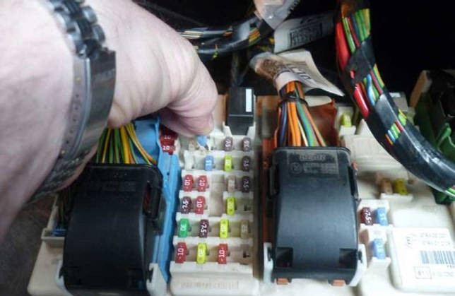 Проверка работоспособности и замена бензонасоса в автомобиле Форд Фокус - инструкция, советы, фото